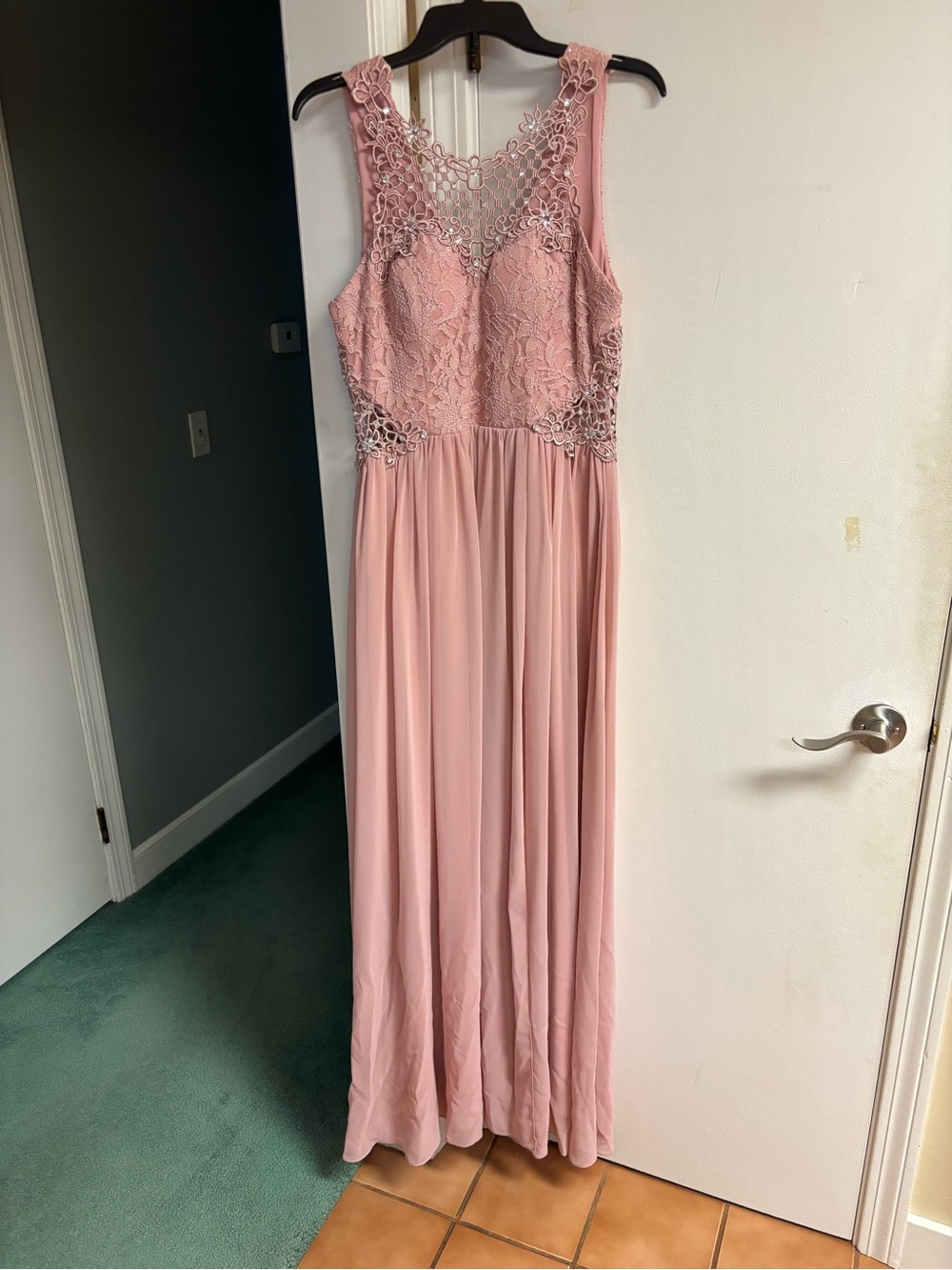 Women’s Blush Pink Lace Bodice Maxi Dress